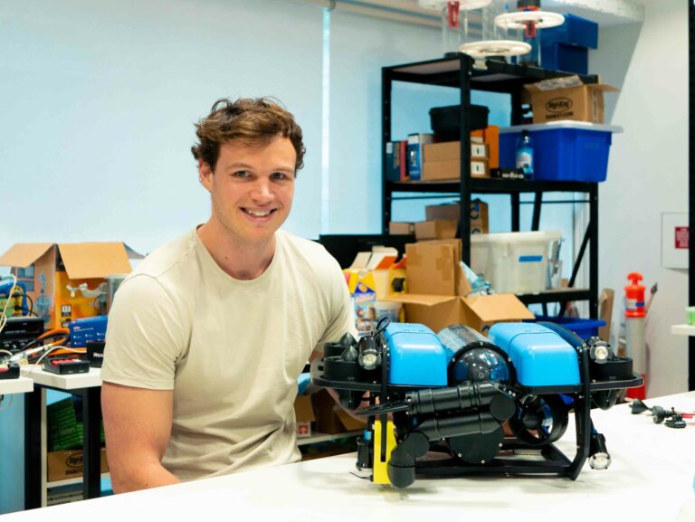 PhD Robotics Research Enhances Underwater Manipulation Capabilities for Portable ROVs