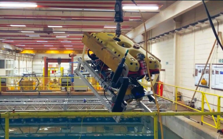 Heriot Watt University Researchers Test NDT Solutions with Reach Bravo 7 Manipulator